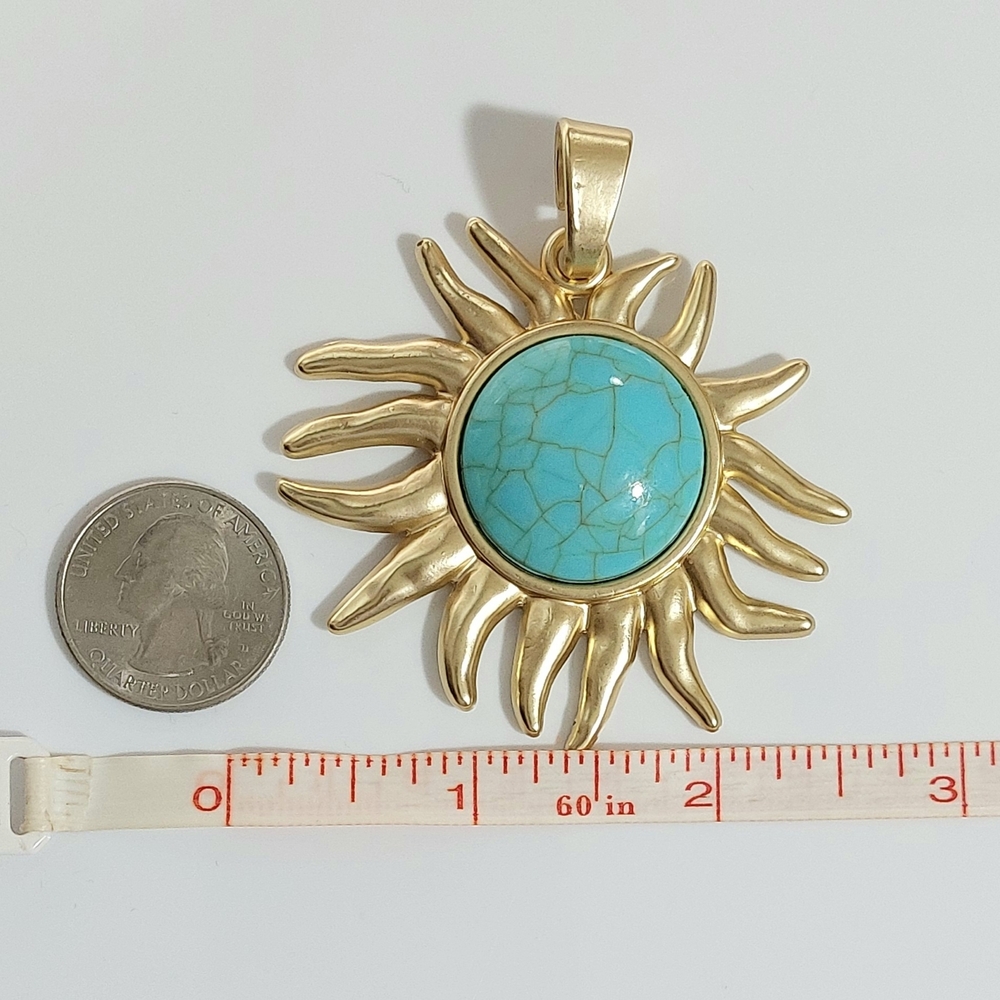 Large gold and turquoise aztec sun burst necklace pendant - Picture 3 of 5